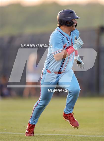 Thumbnail 3 in Lewisburg vs Tupelo (MHSAA 7A Round 1) photogallery.