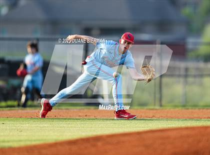 Thumbnail 2 in Lewisburg vs Tupelo (MHSAA 7A Round 1) photogallery.