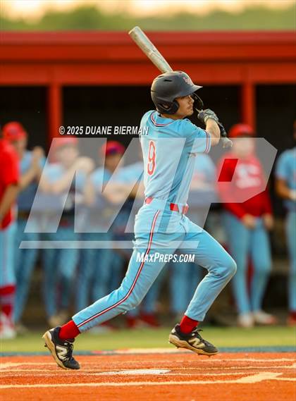 Thumbnail 1 in Lewisburg vs Tupelo (MHSAA 7A Round 1) photogallery.