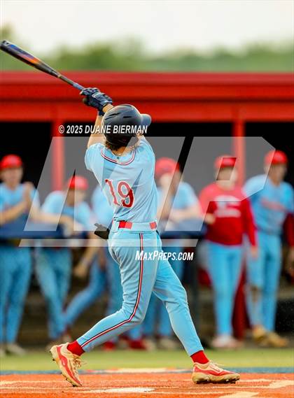 Thumbnail 2 in Lewisburg vs Tupelo (MHSAA 7A Round 1) photogallery.