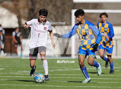 Thumbnail 3 in Gainesville vs. Sunnyvale (Sulphur Springs Elite 4A Tournament) photogallery.