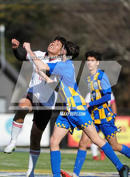 Thumbnail 3 in Gainesville vs. Sunnyvale (Sulphur Springs Elite 4A Tournament) photogallery.