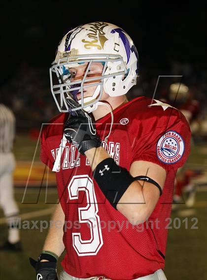 Thumbnail 2 in Don Raabe Big 30 All-Star Charities Classic photogallery.