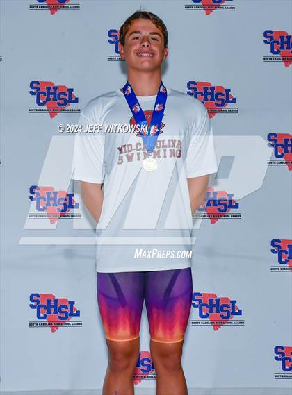 Thumbnail 3 in SCHSL 3A Final Awards photogallery.
