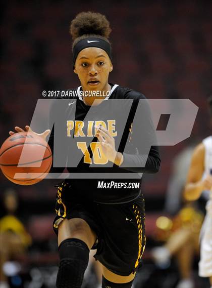 Thumbnail 2 in Mountain Pointe vs.Valley Vista (AIA 6A Semifinal Playoff)  photogallery.