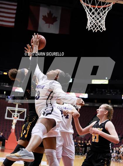 Thumbnail 1 in Mountain Pointe vs.Valley Vista (AIA 6A Semifinal Playoff)  photogallery.