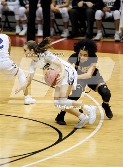 Thumbnail 2 in Mountain Pointe vs.Valley Vista (AIA 6A Semifinal Playoff)  photogallery.