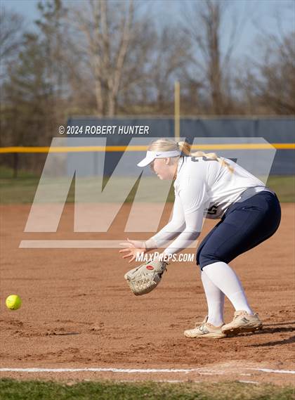 Thumbnail 1 in Pittsford vs Spencerport photogallery.