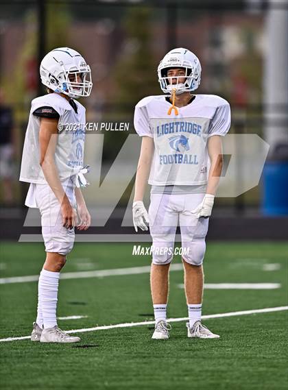 Thumbnail 1 in Skyline @ Lightridge (Scrimmage) photogallery.