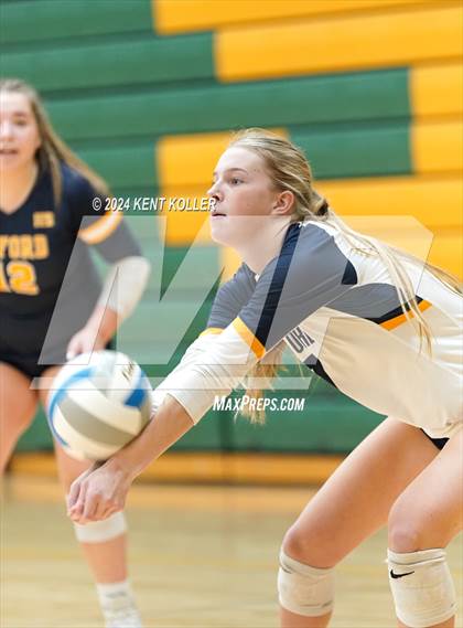 Thumbnail 3 in Groves vs. Oxford (Notre Dame Prep Quad) photogallery.