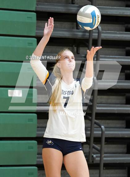 Thumbnail 2 in Groves vs. Oxford (Notre Dame Prep Quad) photogallery.
