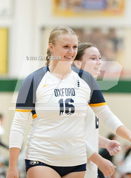 Thumbnail 2 in Groves vs. Oxford (Notre Dame Prep Quad) photogallery.