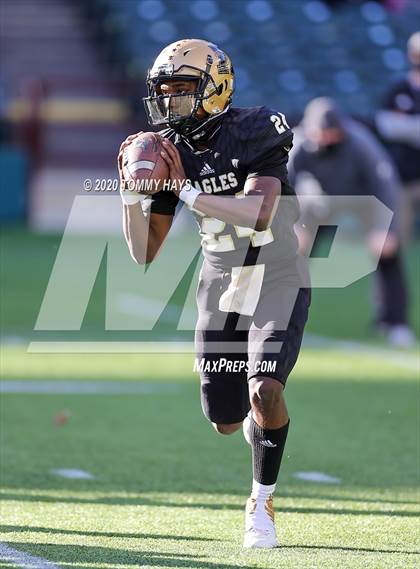 Thumbnail 3 in Abilene vs. Guyer (UIL 6A Division II Region Playoff) photogallery.