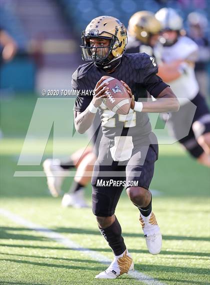 Thumbnail 3 in Abilene vs. Guyer (UIL 6A Division II Region Playoff) photogallery.