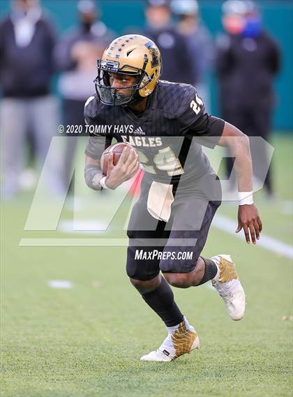 Thumbnail 2 in Abilene vs. Guyer (UIL 6A Division II Region Playoff) photogallery.