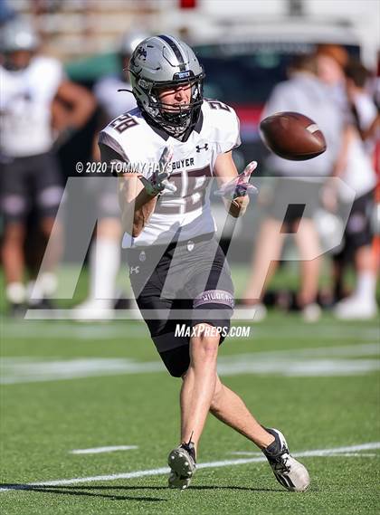Thumbnail 1 in Abilene vs. Guyer (UIL 6A Division II Region Playoff) photogallery.