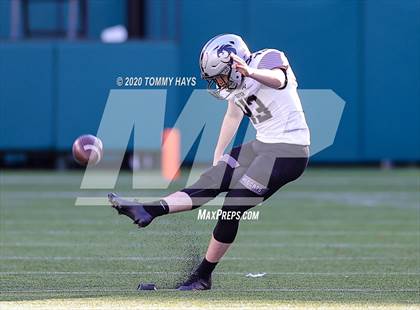 Thumbnail 2 in Abilene vs. Guyer (UIL 6A Division II Region Playoff) photogallery.