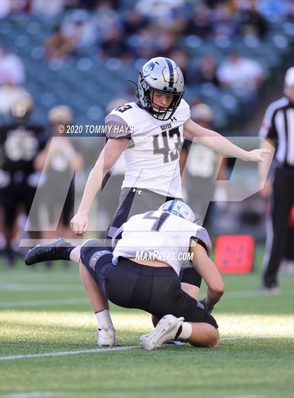 Thumbnail 3 in Abilene vs. Guyer (UIL 6A Division II Region Playoff) photogallery.