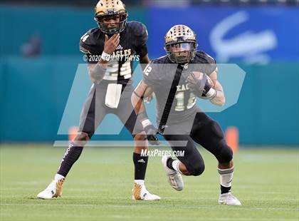 Thumbnail 3 in Abilene vs. Guyer (UIL 6A Division II Region Playoff) photogallery.