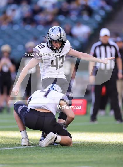 Thumbnail 1 in Abilene vs. Guyer (UIL 6A Division II Region Playoff) photogallery.