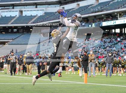 Thumbnail 2 in Abilene vs. Guyer (UIL 6A Division II Region Playoff) photogallery.
