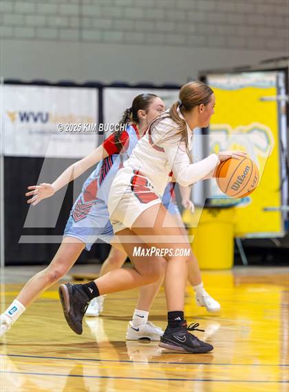 Thumbnail 3 in Independence vs. Webster County (Summersville Winter Classic) photogallery.