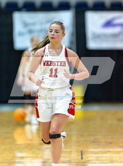 Thumbnail 2 in Independence vs. Webster County (Summersville Winter Classic) photogallery.