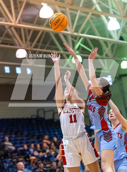 Thumbnail 1 in Independence vs. Webster County (Summersville Winter Classic) photogallery.
