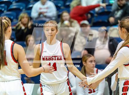 Thumbnail 1 in Independence vs. Webster County (Summersville Winter Classic) photogallery.