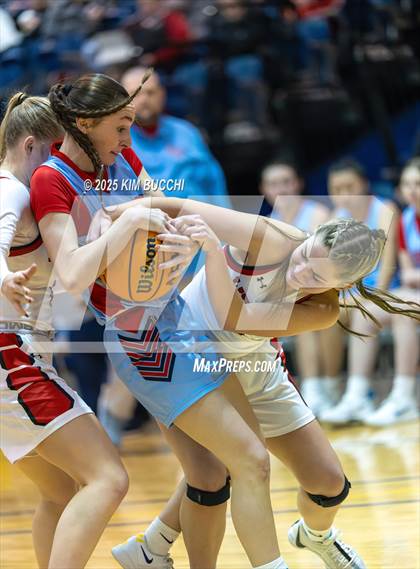 Thumbnail 1 in Independence vs. Webster County (Summersville Winter Classic) photogallery.