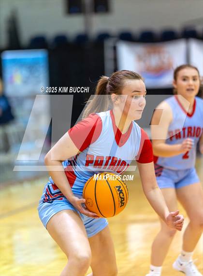 Thumbnail 3 in Independence vs. Webster County (Summersville Winter Classic) photogallery.