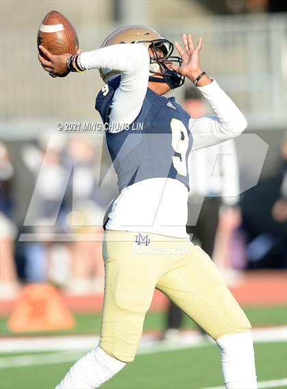Thumbnail 2 in Central Catholic @ Mater Dei Catholic (CIF State D2AA Final) photogallery.