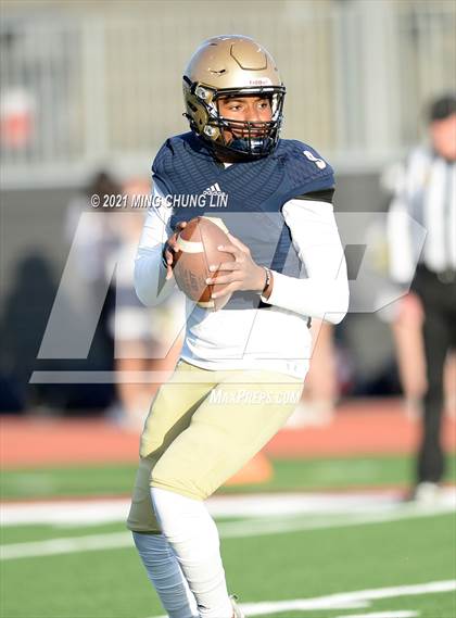 Thumbnail 1 in Central Catholic @ Mater Dei Catholic (CIF State D2AA Final) photogallery.