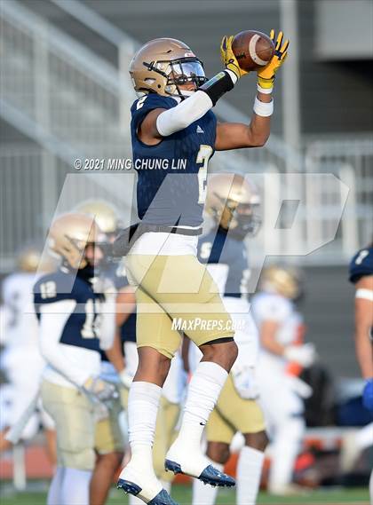 Thumbnail 1 in Central Catholic @ Mater Dei Catholic (CIF State D2AA Final) photogallery.