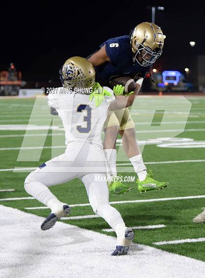 Thumbnail 2 in Central Catholic @ Mater Dei Catholic (CIF State D2AA Final) photogallery.