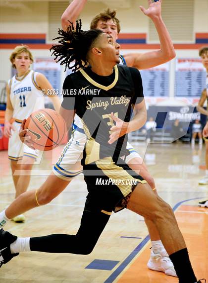 Thumbnail 2 in Orem vs Spring Valley (Tarkanian Classic) photogallery.