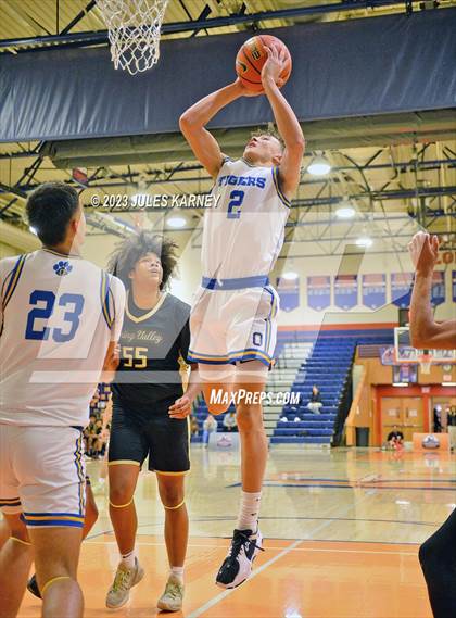 Thumbnail 3 in Orem vs Spring Valley (Tarkanian Classic) photogallery.