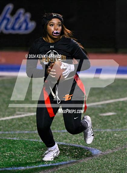 Thumbnail 2 in Milton vs. Lanier photogallery.