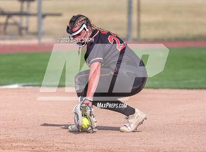 Thumbnail 2 in Regina @ Solon photogallery.