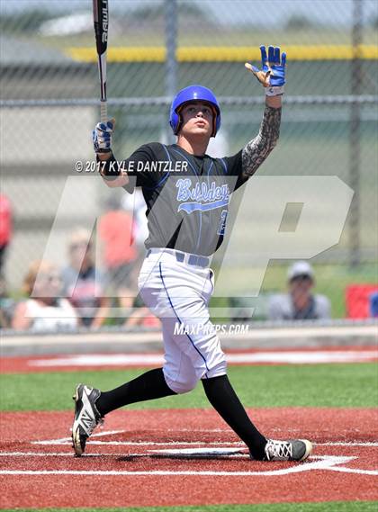 Thumbnail 3 in Muenster vs Bosqueville (UIL 2A Region 2 Semifinal) photogallery.
