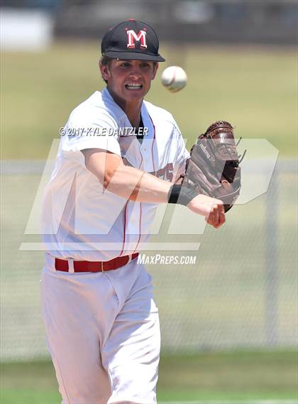 Thumbnail 2 in Muenster vs Bosqueville (UIL 2A Region 2 Semifinal) photogallery.