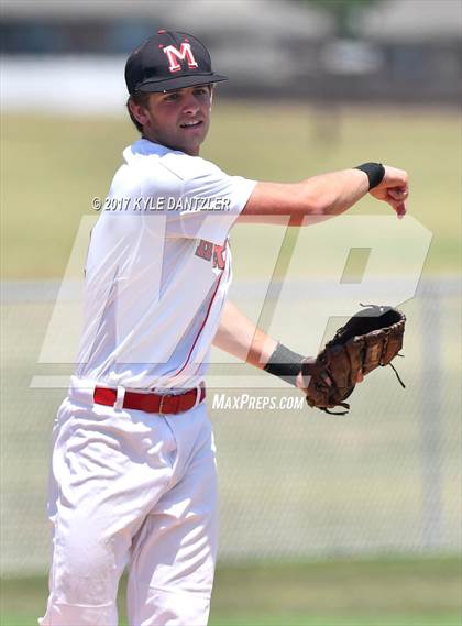 Thumbnail 2 in Muenster vs Bosqueville (UIL 2A Region 2 Semifinal) photogallery.