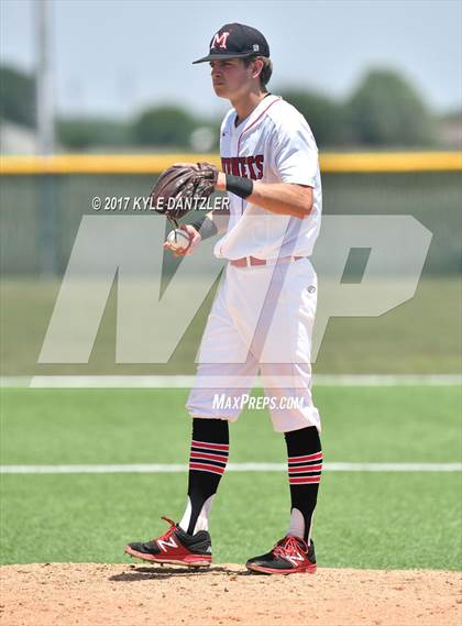 Thumbnail 3 in Muenster vs Bosqueville (UIL 2A Region 2 Semifinal) photogallery.