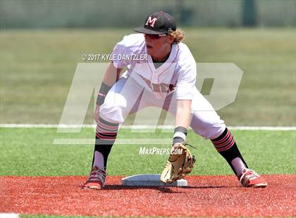Thumbnail 1 in Muenster vs Bosqueville (UIL 2A Region 2 Semifinal) photogallery.