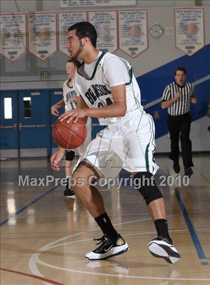 Thumbnail 2 in University vs Branson (CIF NorCal D5 Final) photogallery.
