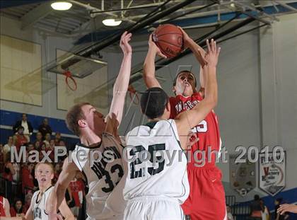 Thumbnail 1 in University vs Branson (CIF NorCal D5 Final) photogallery.