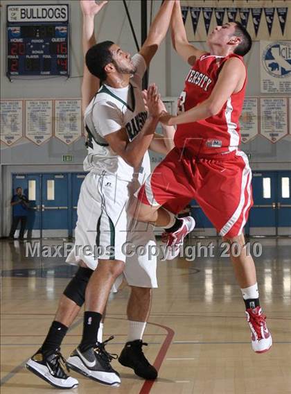 Thumbnail 2 in University vs Branson (CIF NorCal D5 Final) photogallery.