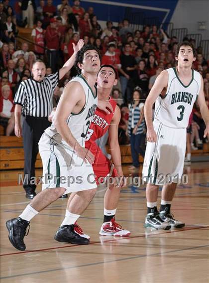 Thumbnail 2 in University vs Branson (CIF NorCal D5 Final) photogallery.