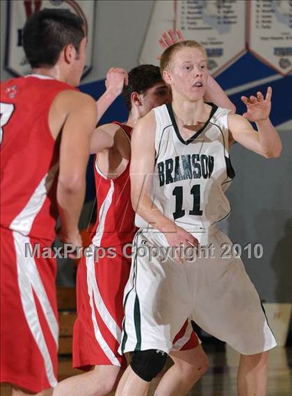 Thumbnail 3 in University vs Branson (CIF NorCal D5 Final) photogallery.