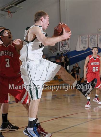 Thumbnail 2 in University vs Branson (CIF NorCal D5 Final) photogallery.